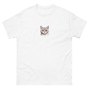 Graphic t-shirt of a majestic shorthair cat.