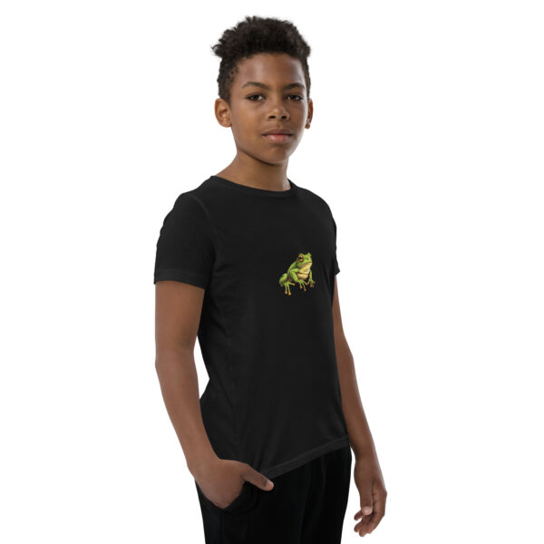 Youth classic graphic t-shirt featuring a clean and colorful image of a tree frog, adding vibrancy and nature-inspired style to your wardrobe.