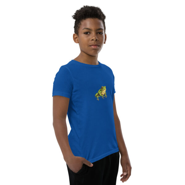 Youth classic graphic t-shirt featuring a clean and colorful image of a tree frog, adding vibrancy and nature-inspired style to your wardrobe.